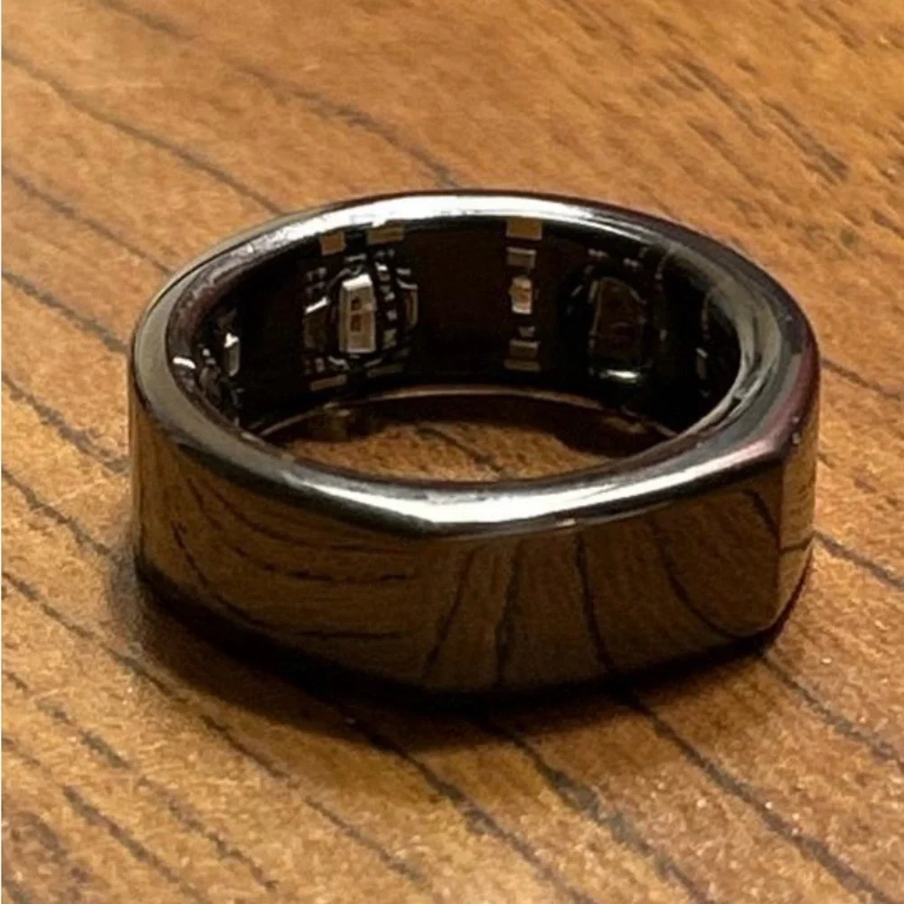 Oura Gen3 Heritage Black with Charger Size 9
